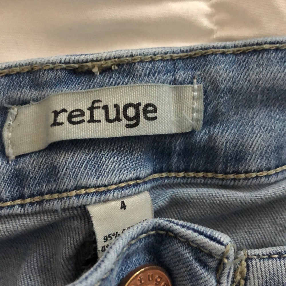 Jeans - Picture 3 of 4